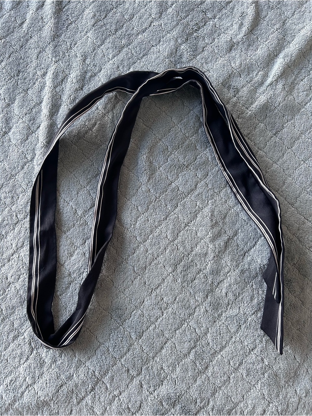 Free with Purchase ❄️ Black Striped Sash